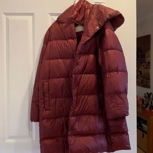 Burgundy Athleta light weight puffy coat